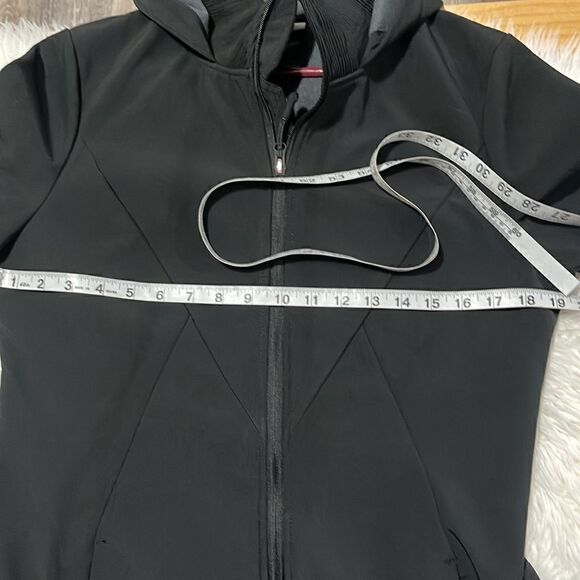 CHAMPION JACKET SIZE M - Picture 7 of 13